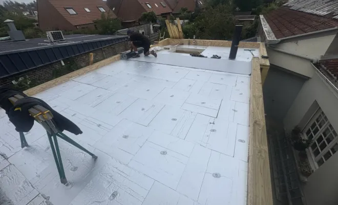 Mise en place isolant polyuréthane 140mm 